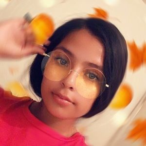 Meet your Posher, Cendi